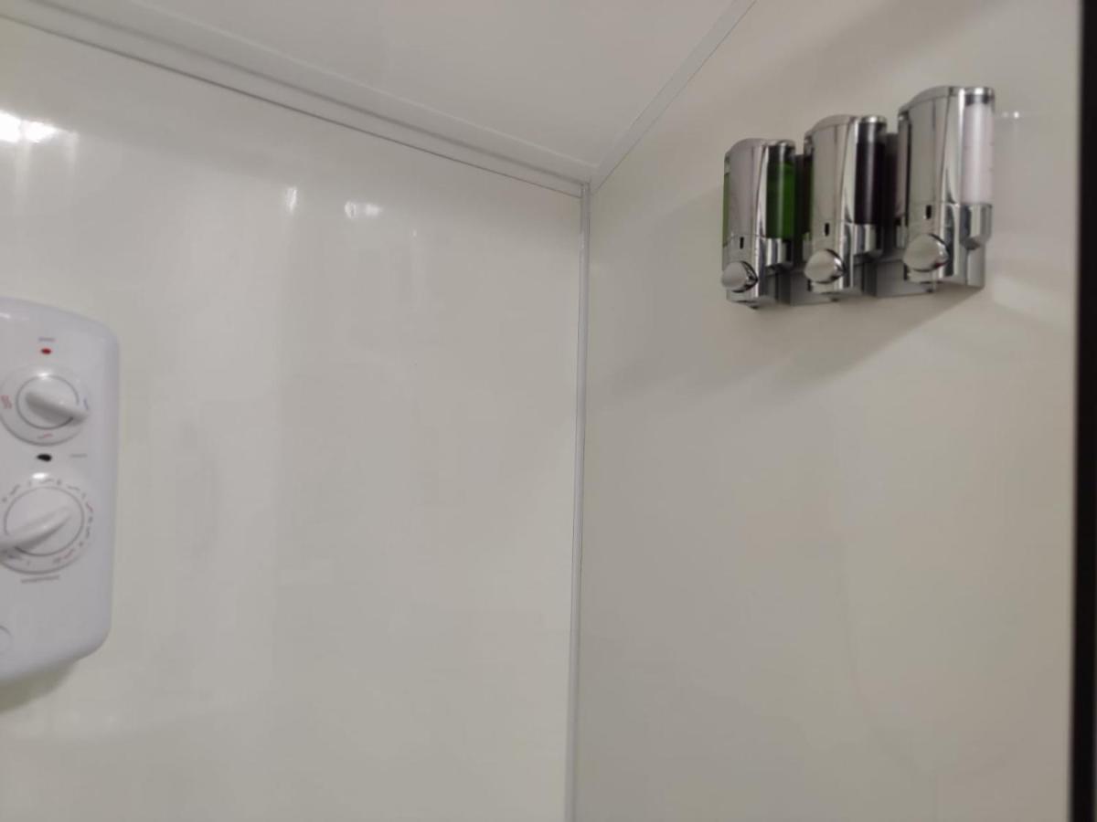 Double Ensuite Rooms Swansea Buitenkant foto