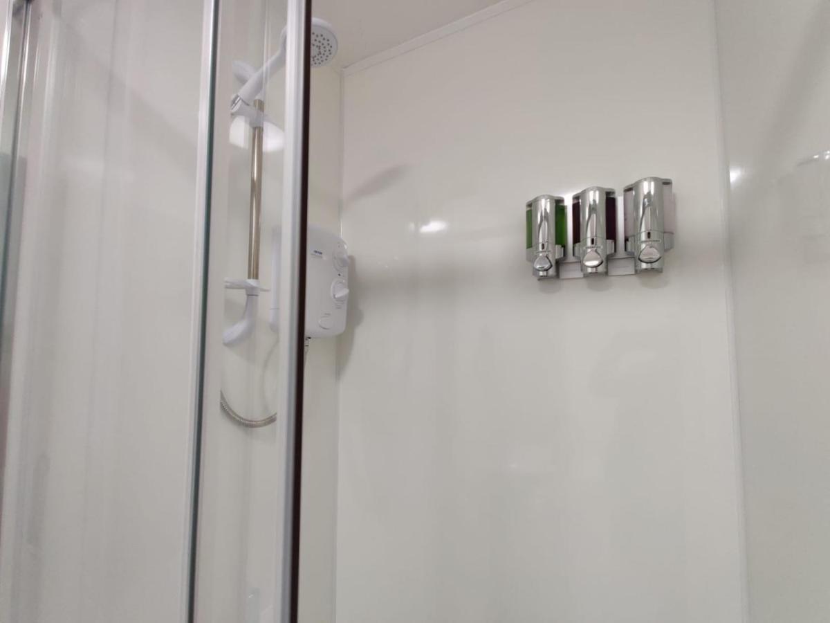 Double Ensuite Rooms Swansea Buitenkant foto